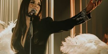 Στης 2 Απρίλιου η λαμπερή απονομή της Ιουλία Καλλιμάνη από την Heaven Music στο ΤΟΚΙΟ.