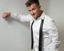 Ο Βασίλης Δήμου-Μ’αγαπάς ή Τζάμπα πίνω-Ένα λαϊκό κομμάτι της εποχής εμπλουτισμένο με πολλά μουσικά όργανα.